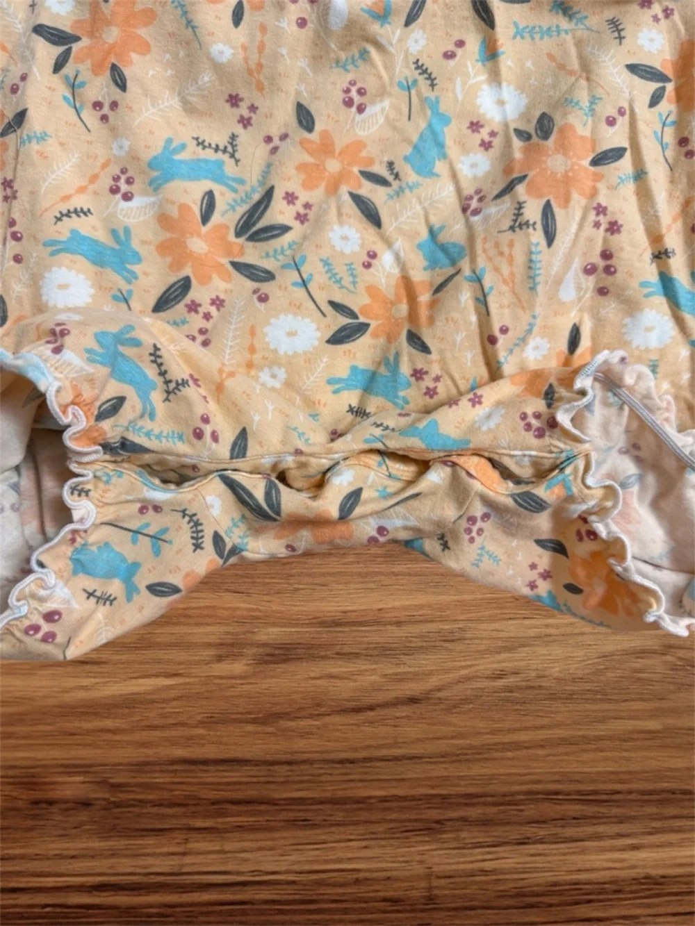 Ruffle Butts Floral and Bunny Romper with Blue Accents Size 18/24 Months - Picture 6 of 8
